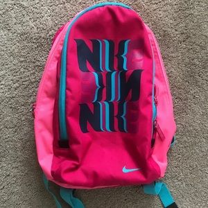 Nike Backpack✨🌈